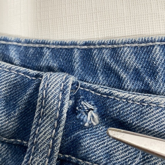 Altard state daisy embroidered fringed denim shorts size XS - Picture 7 of 7